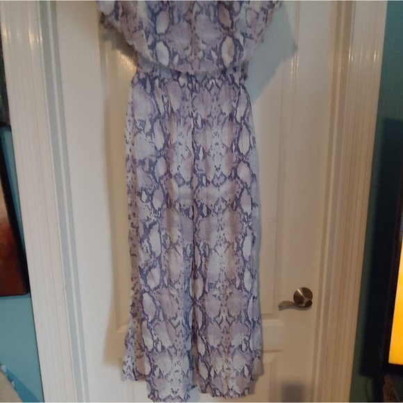 Elan Grey Snakeskin Pattern Sleeveless Wide Leg Jumpsuit Medium - Picture 8 of 12